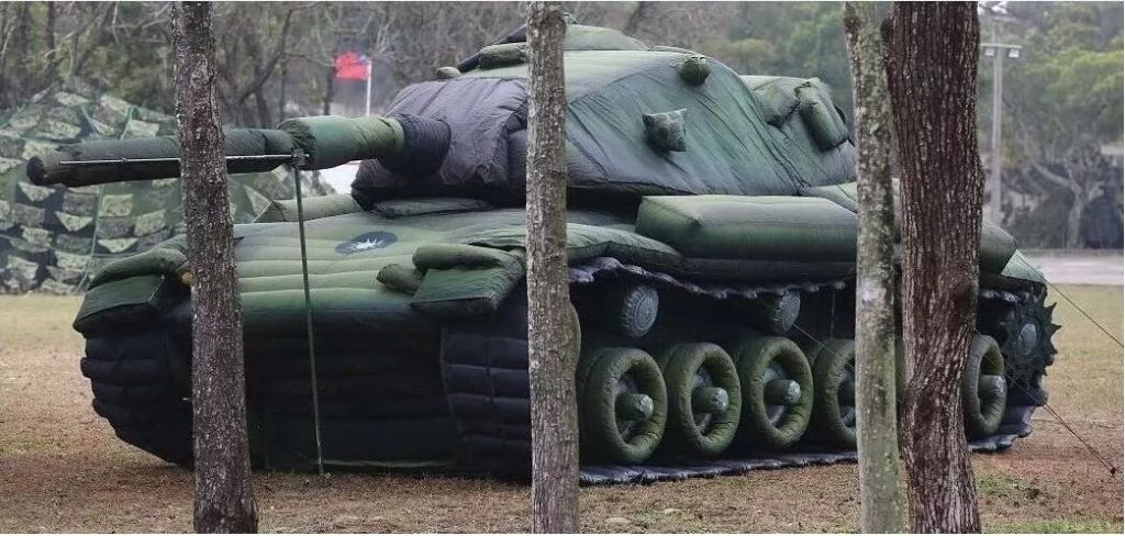南靖军用充气坦克